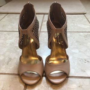 Jessica Simpson heels size 8